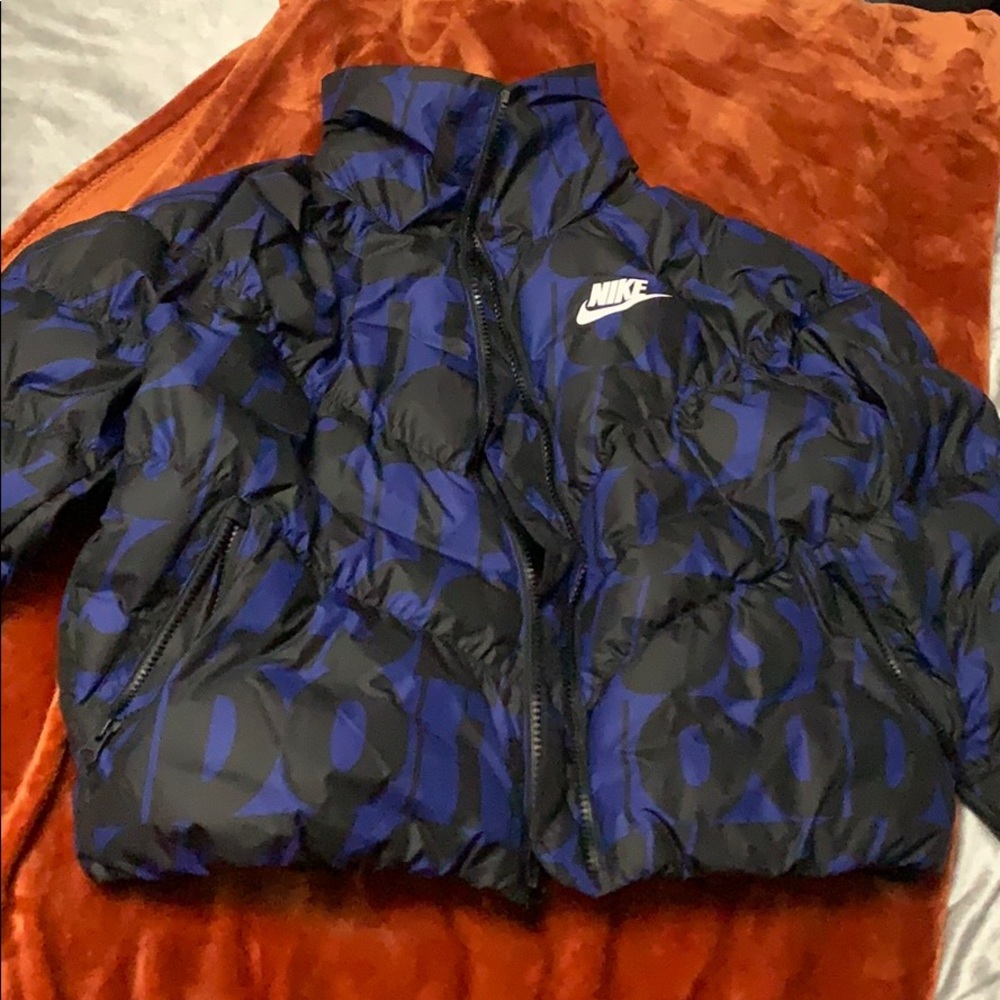 Nike puffer jacket